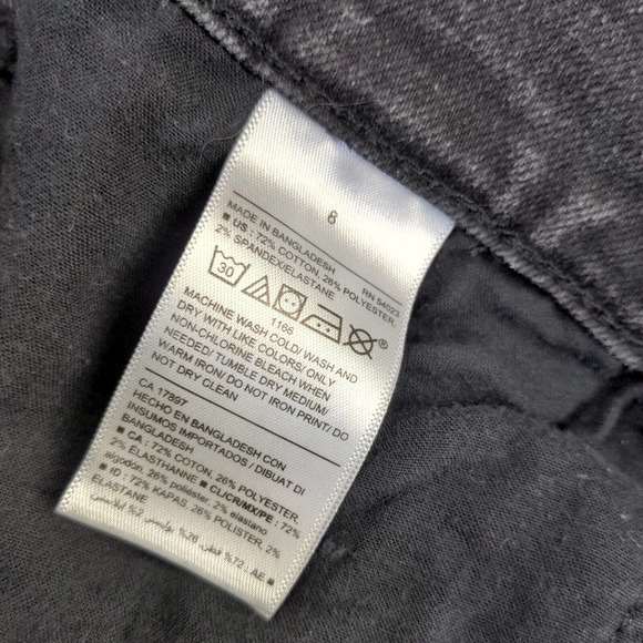 Old Navy Womens Jean Shorts Black Size 8 Cotton Blend Pockets - Picture 11 of 11